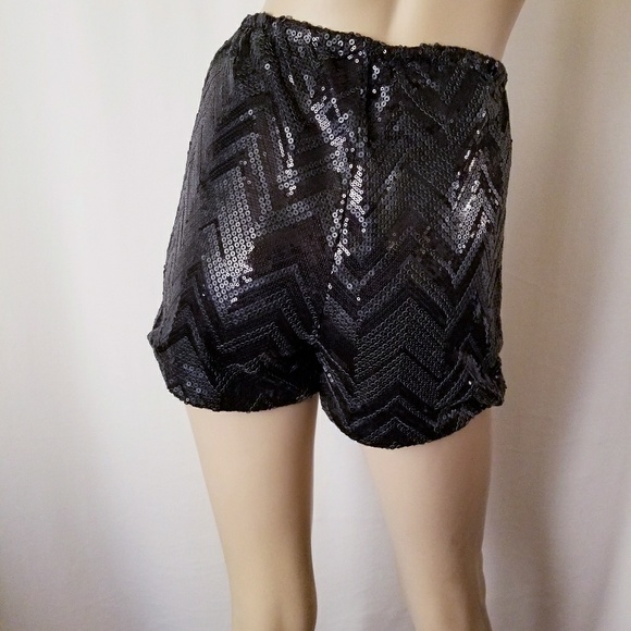 MittoShop Black Sequin Shorts  (S,M,L)(New) - Picture 2 of 7